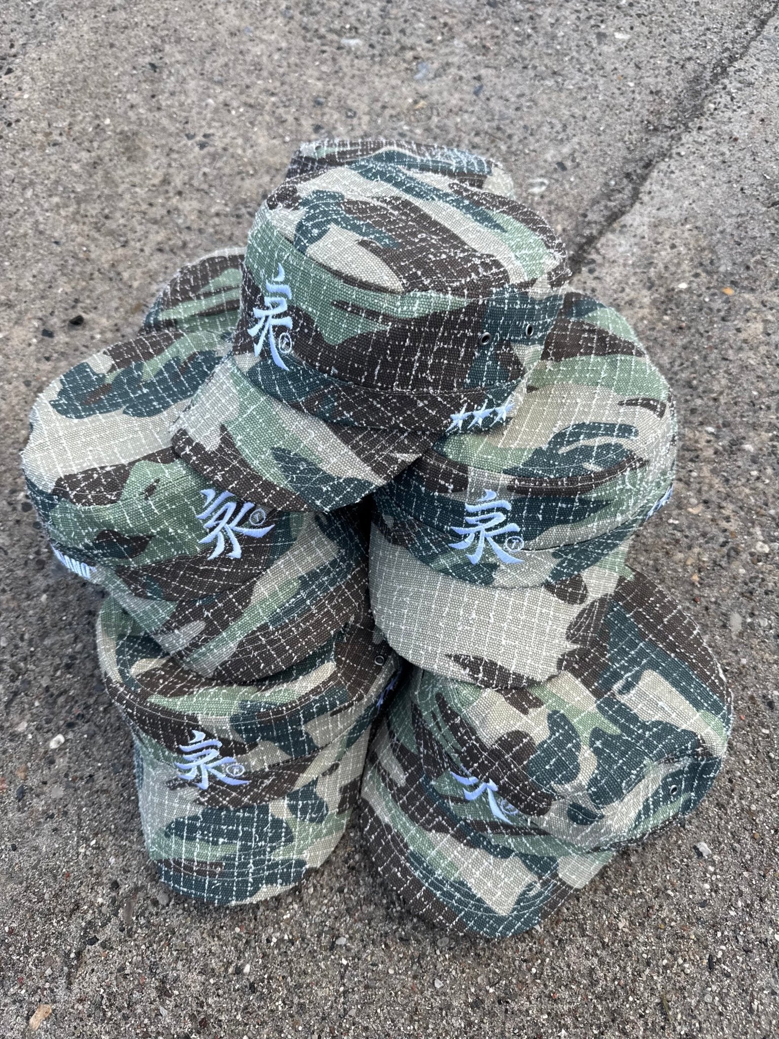 CAMO 'NEEDLEPUNCH' CAP - TARIGANO