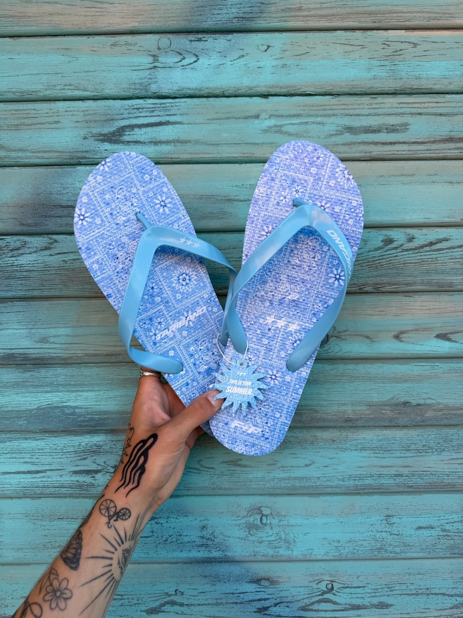 FRIEND & FAMILY FLIPFLOPS - TARIGANO
